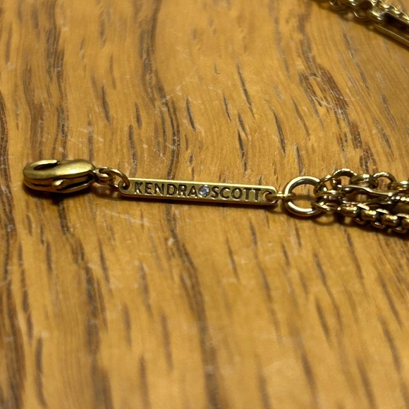 KENDRA SCOTT JACK VINTAGE GOLD MULTI STRAND NECKLACE IN CHARCOAL GRAY CRYSTAL - Picture 7 of 12